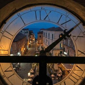 Orologio-Proloco-Tropea Orologio Pro loco Tropea -